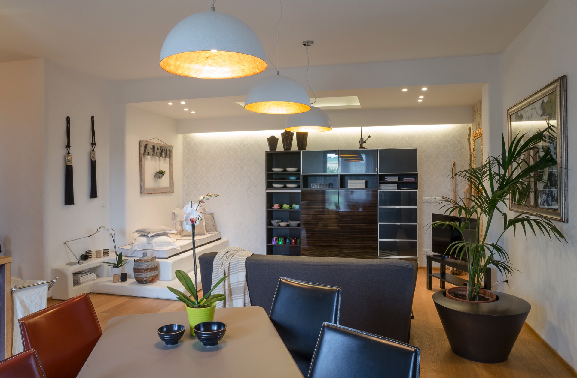 Maison Mi.Rì. Termoli — zona living e tavolo da pranzo